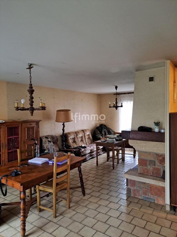 Photo 3 : Maison plain-pied  à Neuilly saint Front