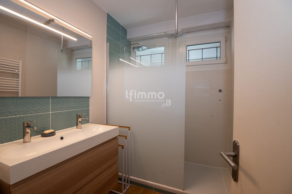 Photo 15 : Chaleureux appartement 4 pièces 91 m² env. à Strasbourg Stockfel