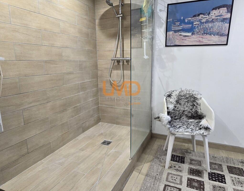 Photo 13 : Maison au calme avec deux logements et garage