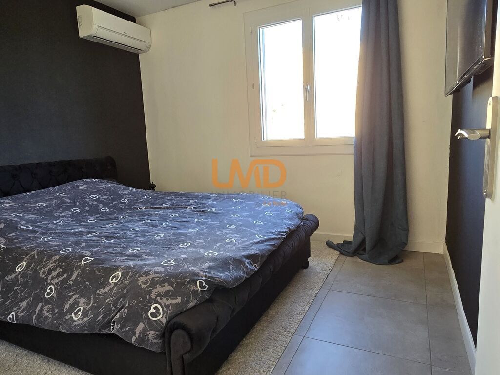 Photo 7 : Maison au calme avec deux logements et garage