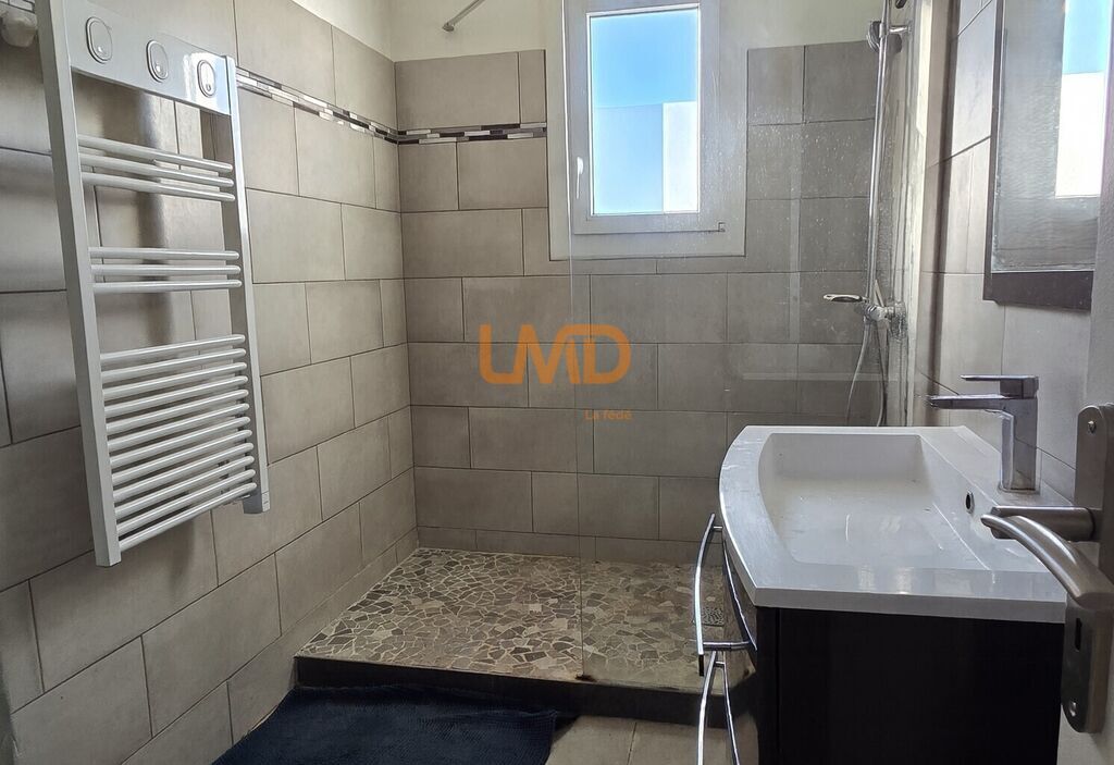 Photo 9 : Maison au calme avec deux logements et garage