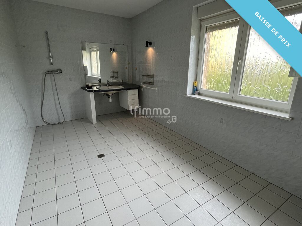 Photo 16 : Maison mitoyenne de 186m2 avec une extension adaptée PMR