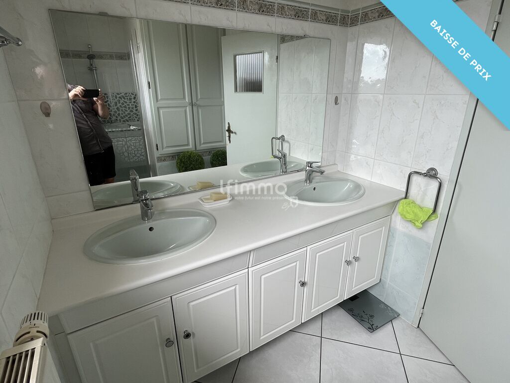 Photo 6 : Maison mitoyenne de 186m2 avec une extension adaptée PMR