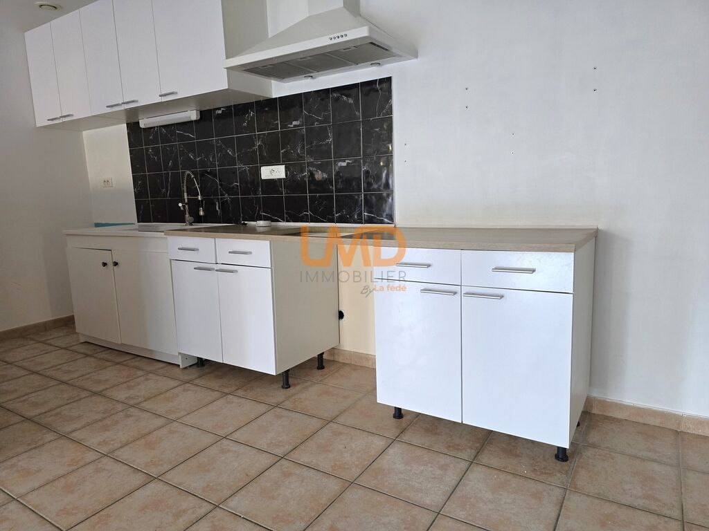 Photo 4 : Maison de plain-pied au calme, proche du village