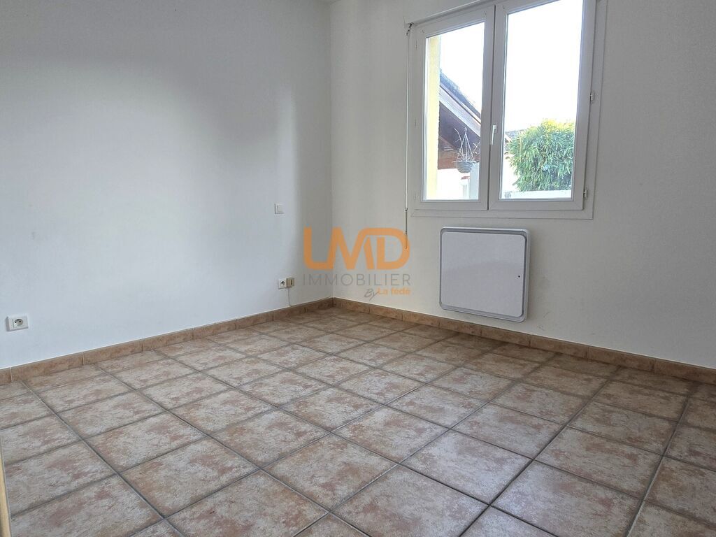 Photo 8 : Maison de plain-pied au calme, proche du village