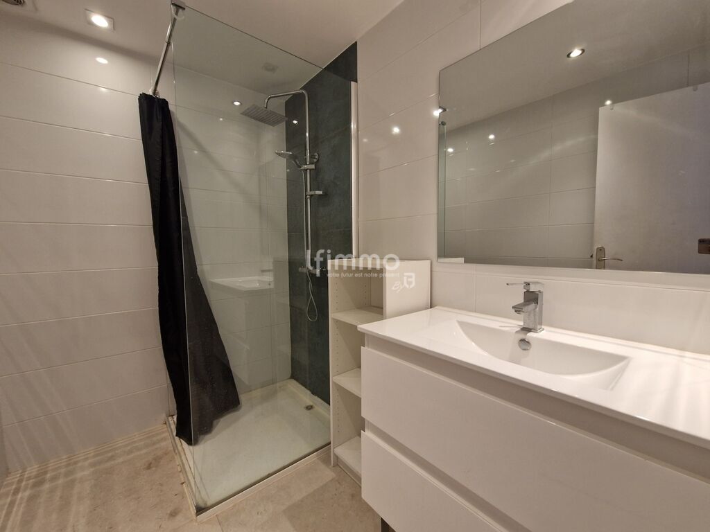 Photo 6 : Appartement T3 avec terrasse et cave