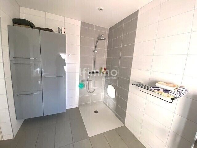 Photo 4 : Maison mitoyenne- 286m² habitables sur terrain de 8 ares