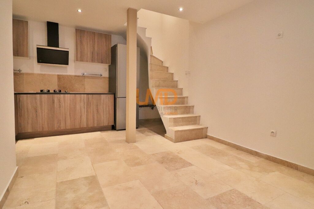 Photo 3 : Brue Auriac: triplex 46m2 entièrement refait