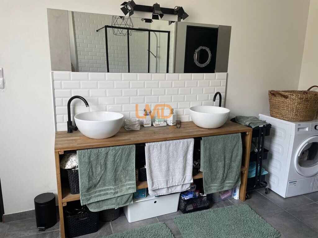 Photo 8 : Aveyron, maison de deux appartements