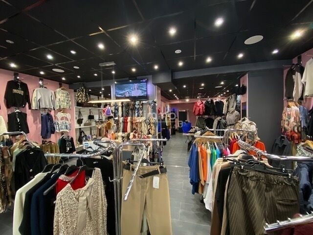 Photo 2 : Local commercial de 104 m² au centre- ville de Sarreguemines (57