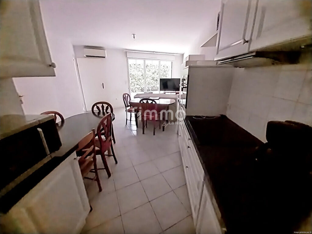 Photo 4 : Appartement T2 avec extérieur et place de parking