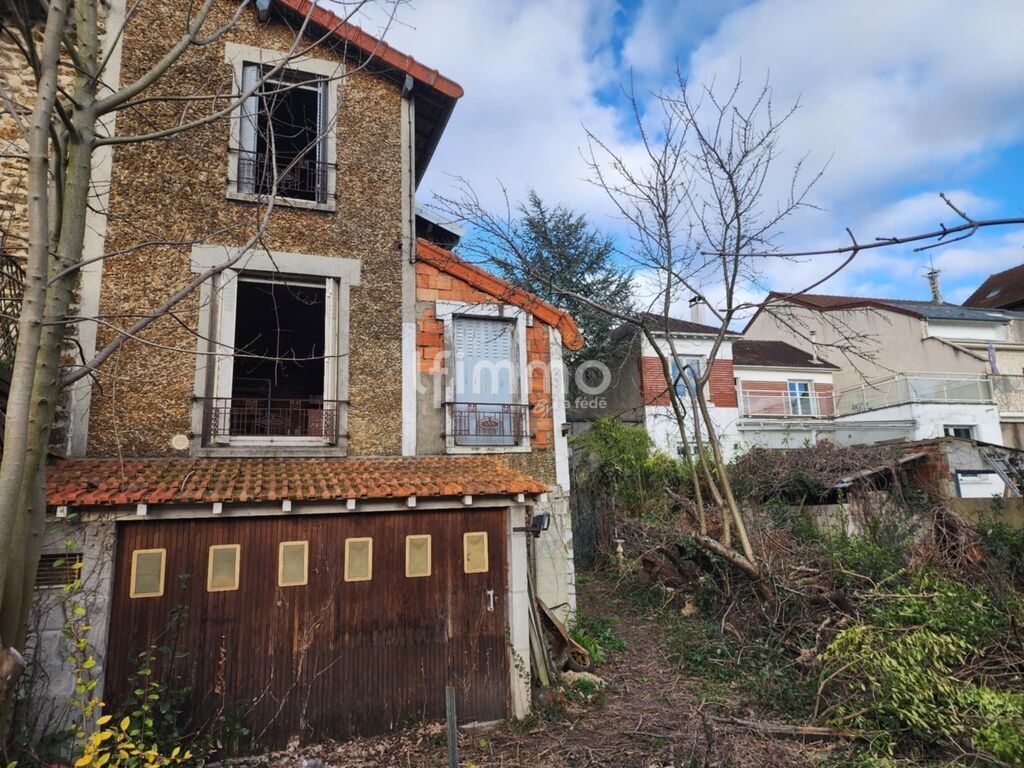 Photo 2 : Maison en meulière à rénover - rue Albert Darmont