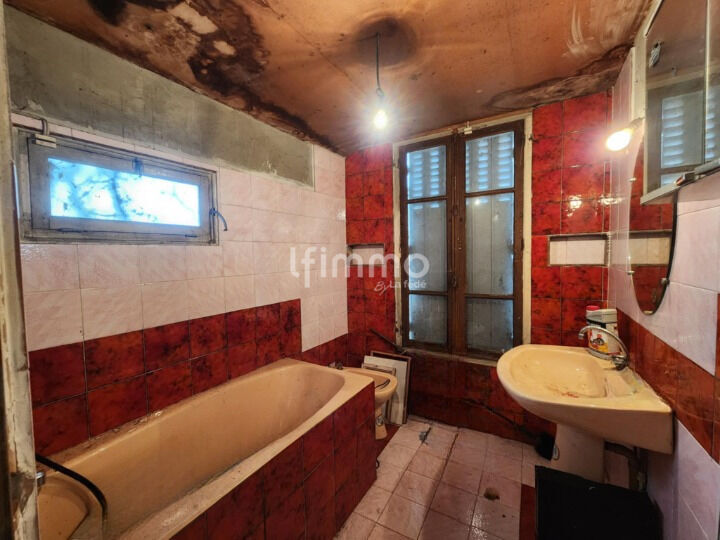 Photo 5 : Maison en meulière à rénover - rue Albert Darmont