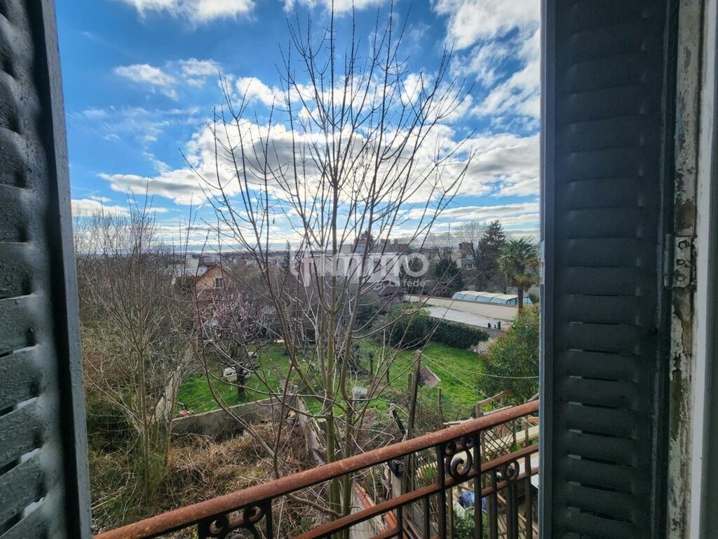 Photo 7 : Maison en meulière à rénover - rue Albert Darmont