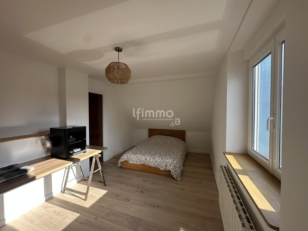 Photo 19 : Maison familiale soignée avec charme contemporain