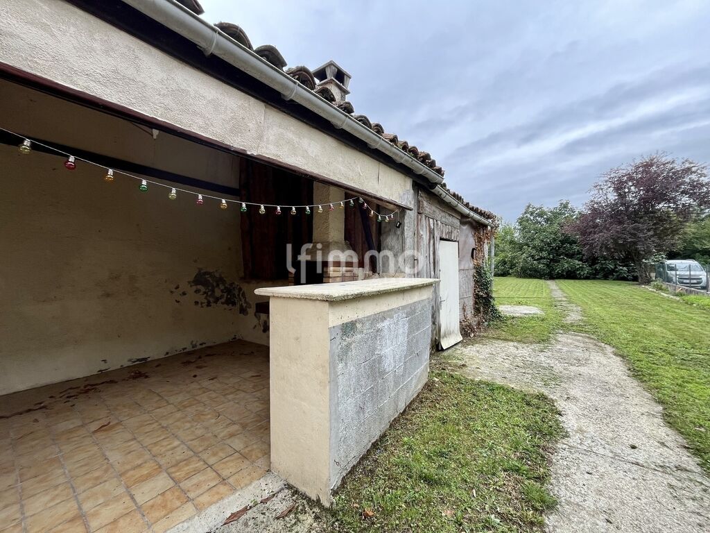 Photo 6 : Maison spacieuse au cœur du centre – Gros potentiel à révéler