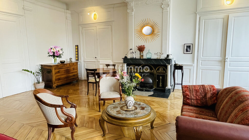 Photo 3 : T5 de charme dans un hôtel particulier du XIXᵉ siècle