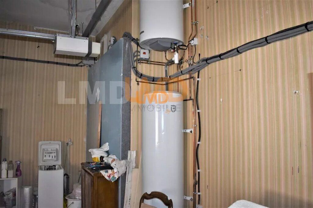 Photo 26 : Maison spacieuse à vendre à Aubin, France