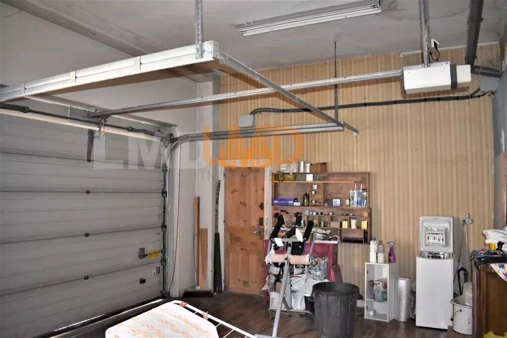 Photo 27 : Maison spacieuse à vendre à Aubin, France