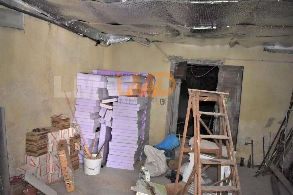 Photo 30 : Maison spacieuse à vendre à Aubin, France