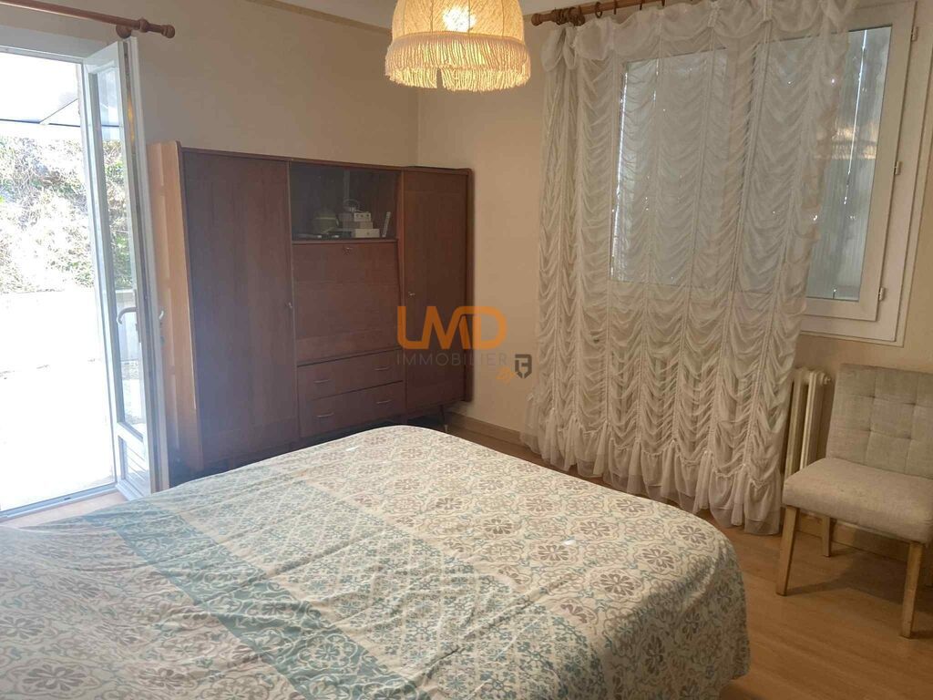 Photo 14 : Grande maison avec terrain