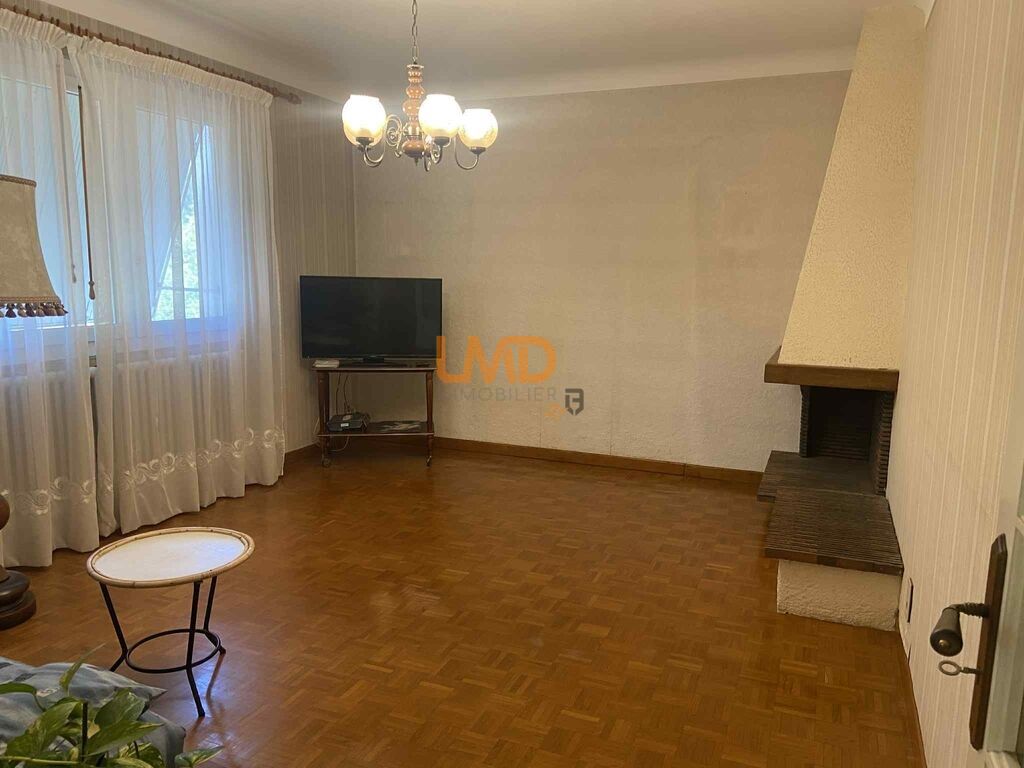 Photo 8 : Grande maison avec terrain