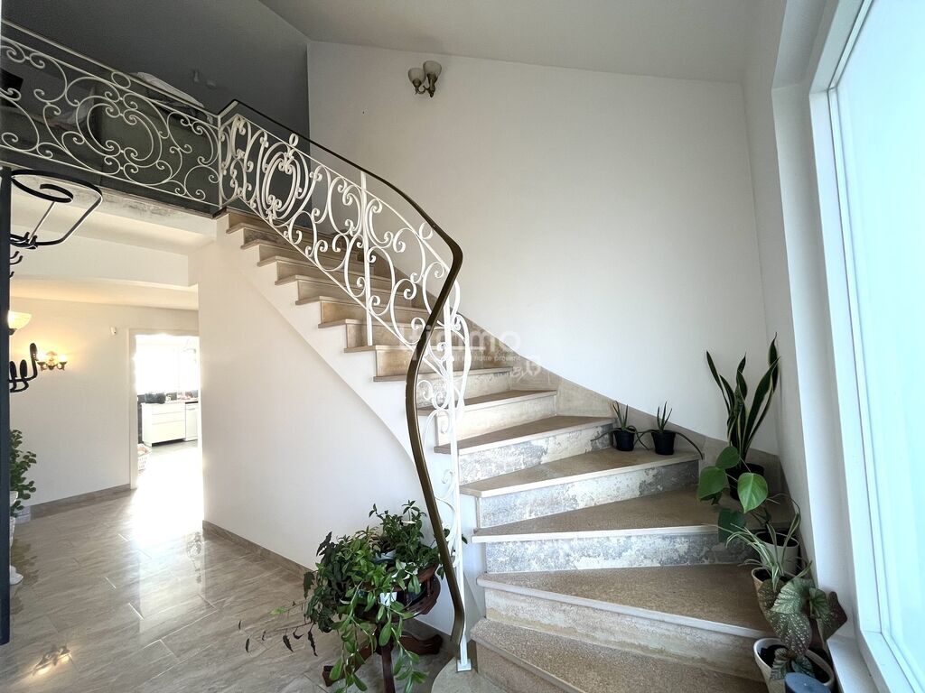 Photo 8 : Maison au calme de 252m²