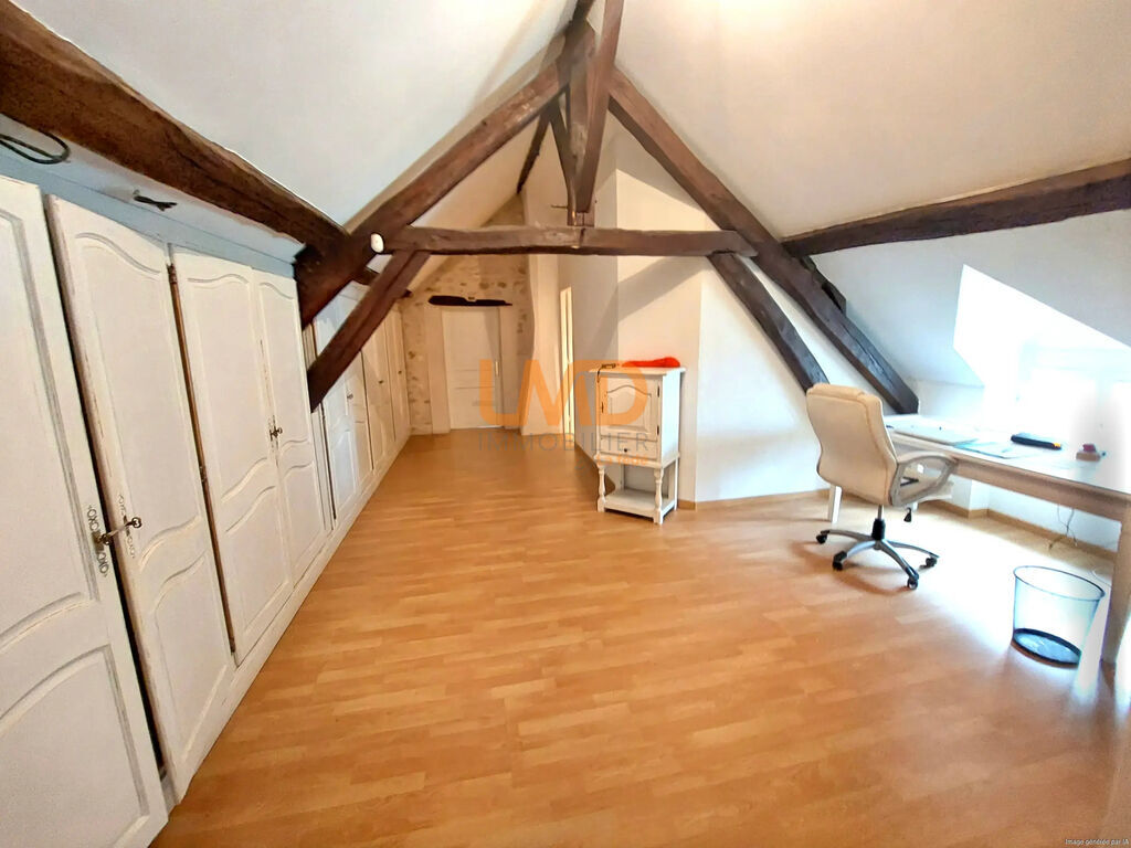 Photo 15 : Longueville, solide bâtisse avec dépendances, sur terrain clos d