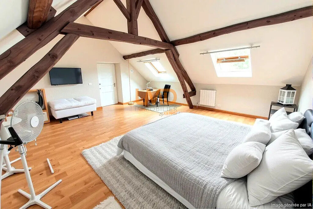 Photo 6 : Longueville, solide bâtisse avec dépendances, sur terrain clos d