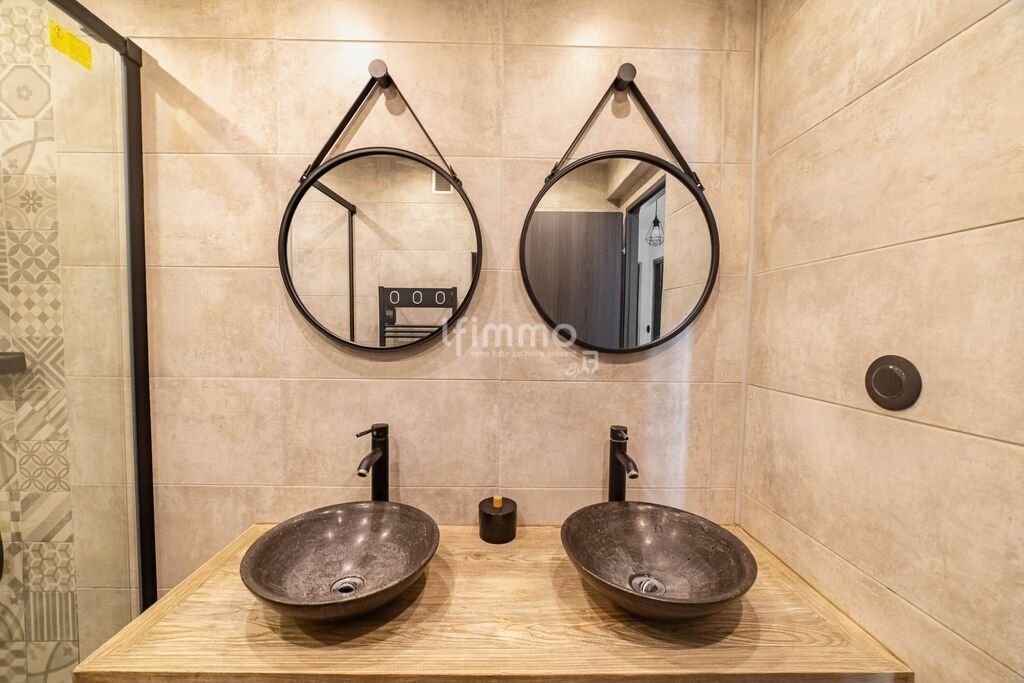 Photo 12 : Appartement T4/T5 refait à neuf et sa terrasse - 13010