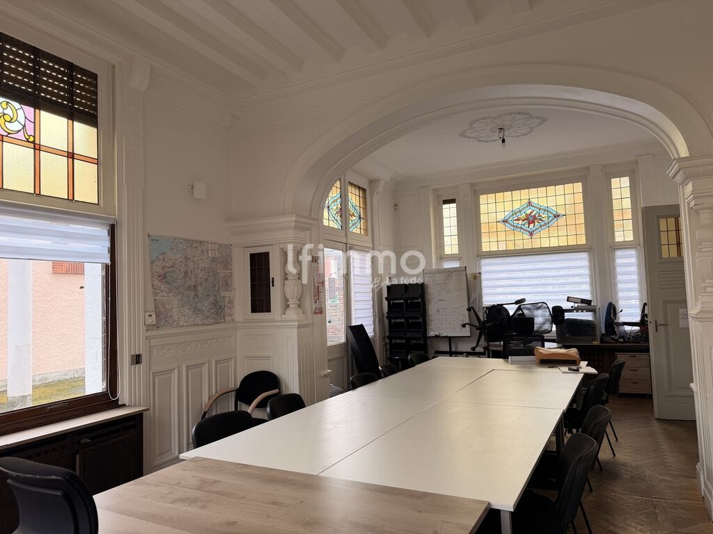 Photo 17 : Maison de maître authentique à fort potentiel