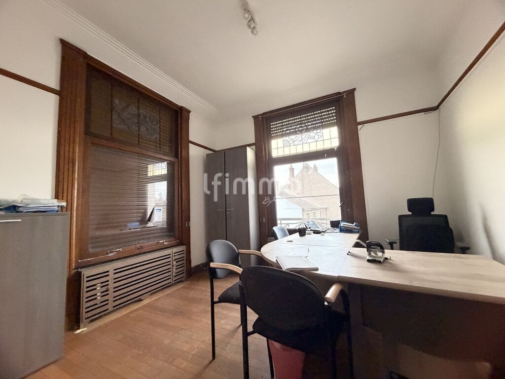 Photo 4 : Maison de maître authentique à fort potentiel