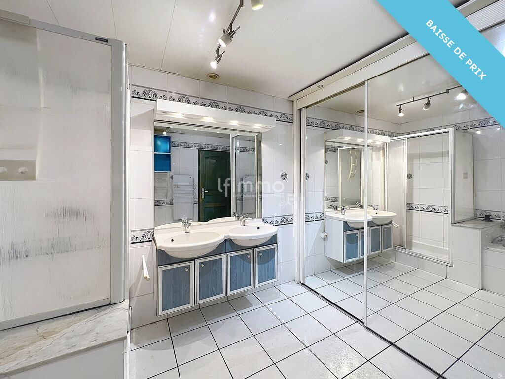 Photo 9 : Maison avec jardin et local commercial