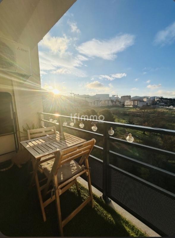 Photo 2 : T3/T4 65M2 Résidence Vert Parc 13009