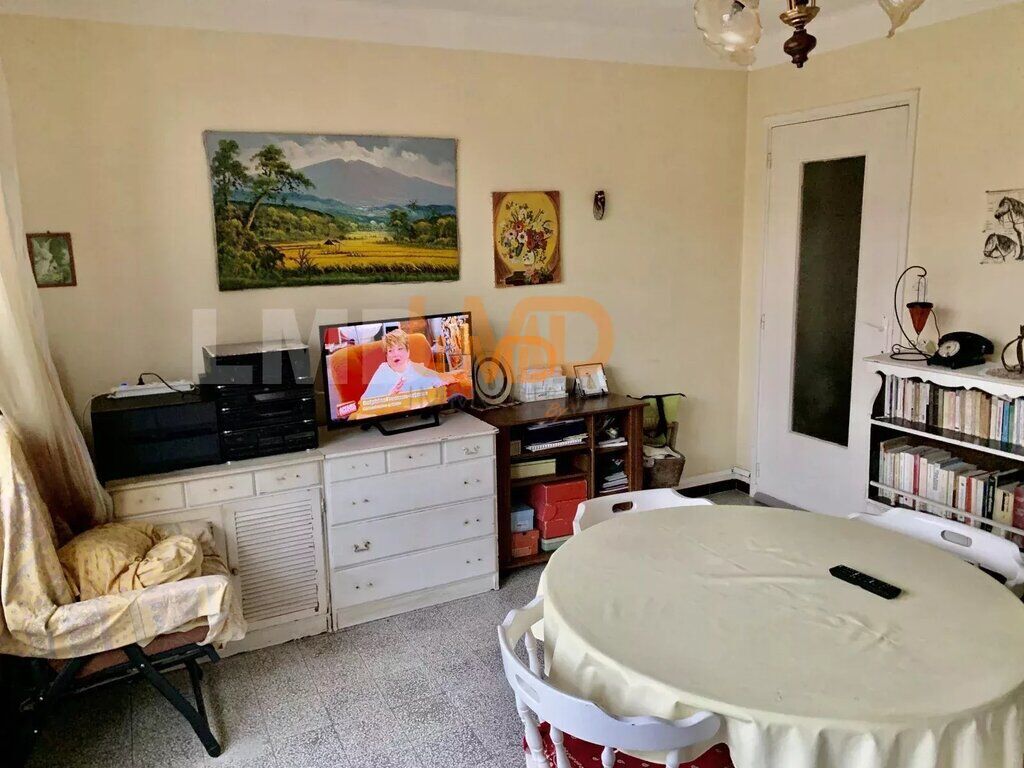 Photo 6 : Proche du centre Ville + Balcon + Traversant + Lumineux + Garage