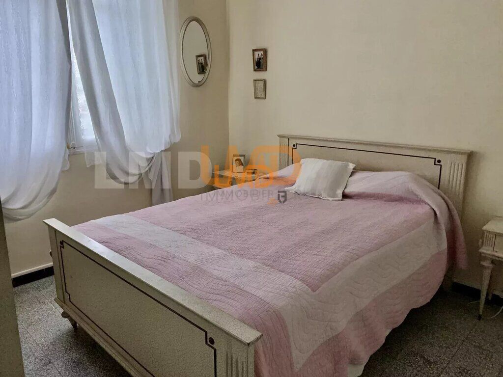 Photo 8 : Proche du centre Ville + Balcon + Traversant + Lumineux + Garage