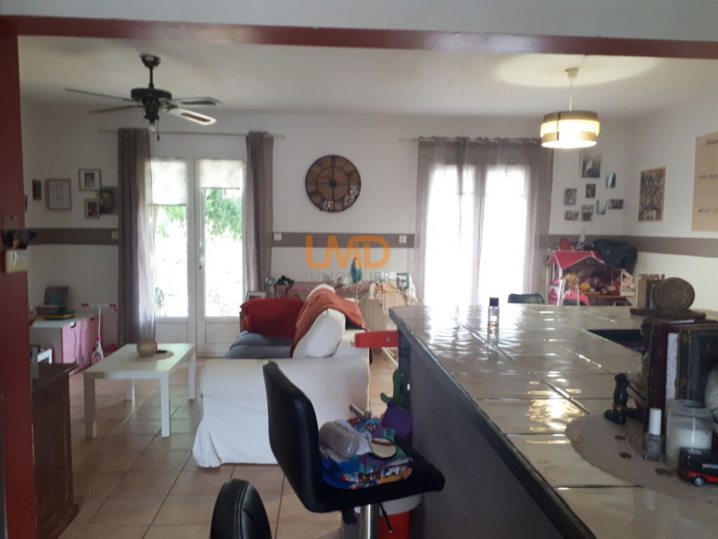 Photo 3 : maison - 3 chambres - cour - garage