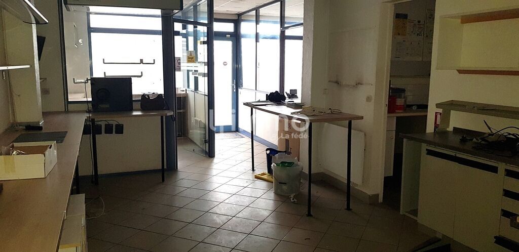 Photo 2 : Local commercial, 76 M2, le Perreux sur Marne, pont de Bry