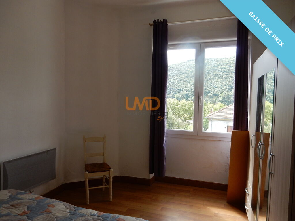 Photo 20 : Maison en pierre - 2 appartements - Garage - Terrain