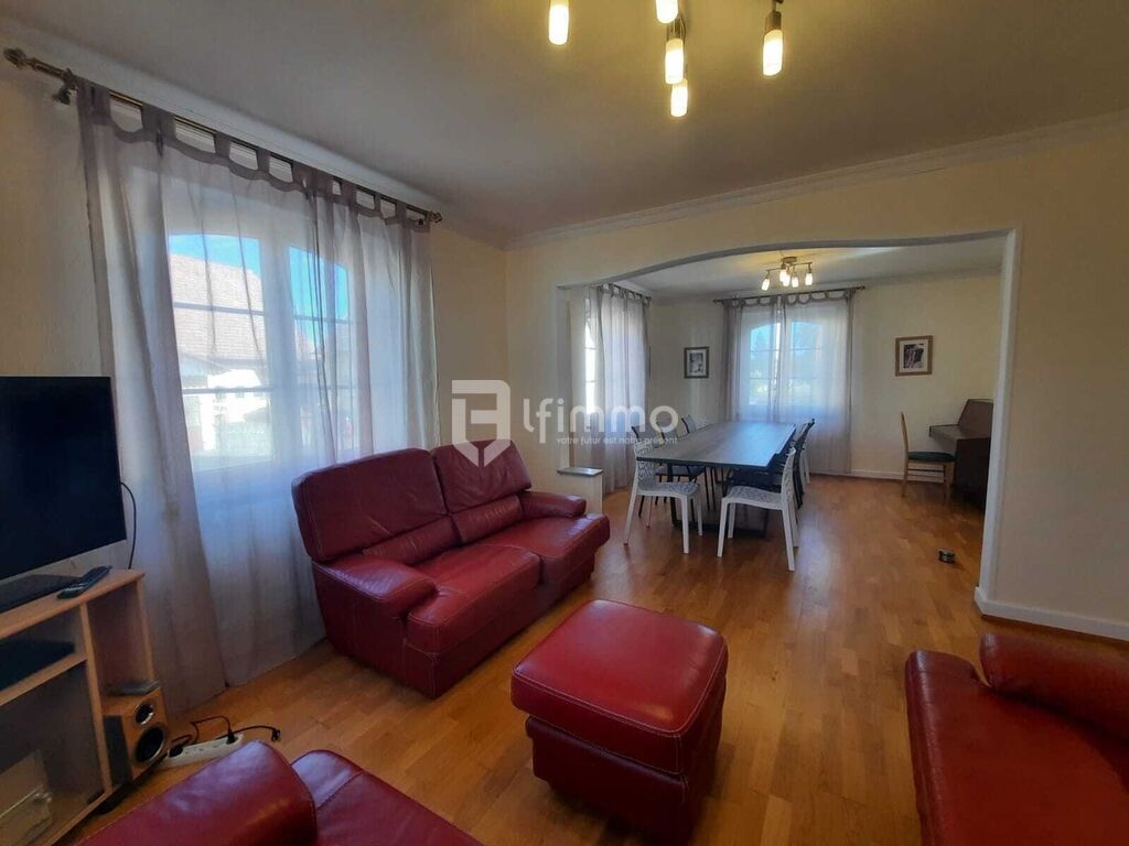 Photo 5 : Gite + Appartement + Bureaux + Dépendances et Piscine chauffée