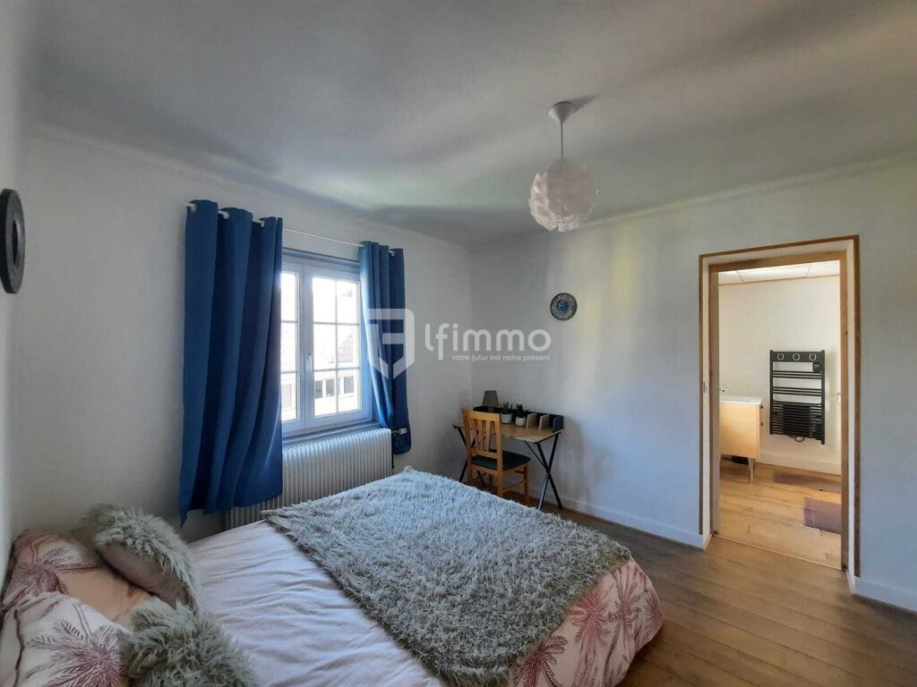 Photo 9 : Gite + Appartement + Bureaux + Dépendances et Piscine chauffée