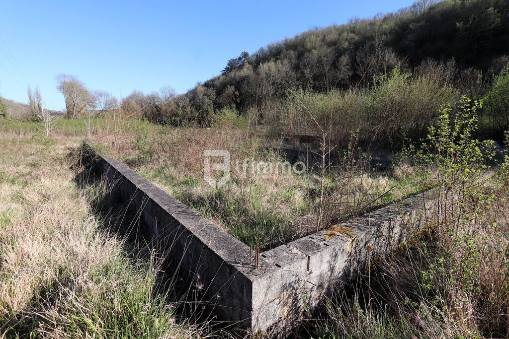 Photo 3 : Terrain à bâtir de 4368m²