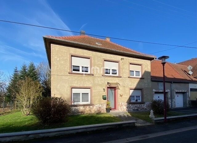 Photo 1 : Maison semi mitoyenne côté garage