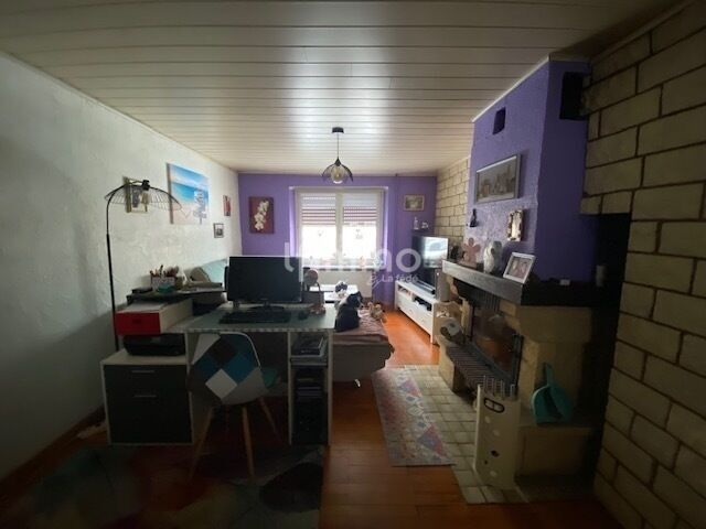 Photo 8 : Maison semi mitoyenne côté garage