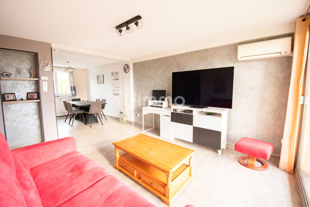 Photo 6 : Dernier étage au calme – T3 lumineux avec balcon, cave et parkin