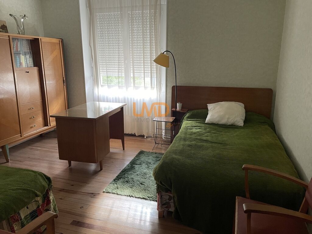 Photo 12 : Maison T7 en pierre sur sous-sol complet avec 816m² de terrain