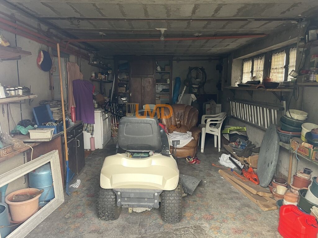 Photo 15 : Maison T7 en pierre sur sous-sol complet avec 816m² de terrain