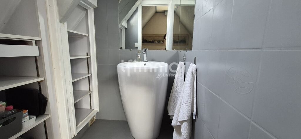 Photo 19 : Propriété moderne & lumineuse avec piscine à Jablines