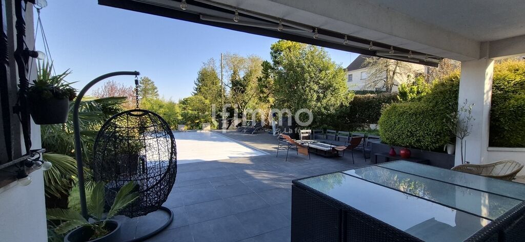 Photo 2 : Propriété moderne & lumineuse avec piscine à Jablines