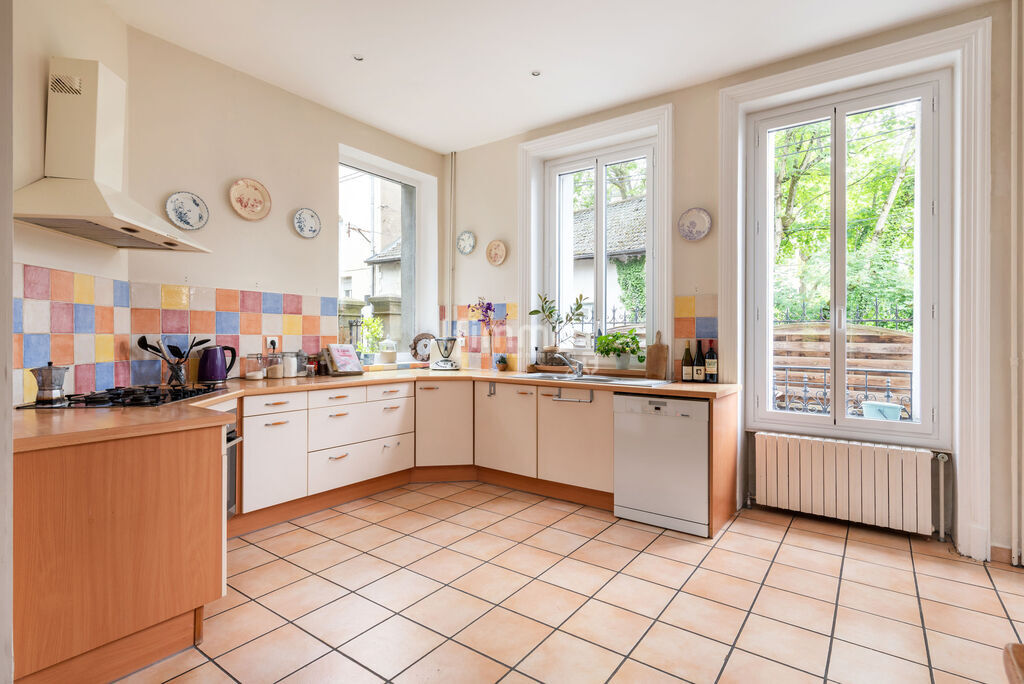 Photo 12 : St Chamond Maison 355 m² + dépendance  + jardin 1130 m²